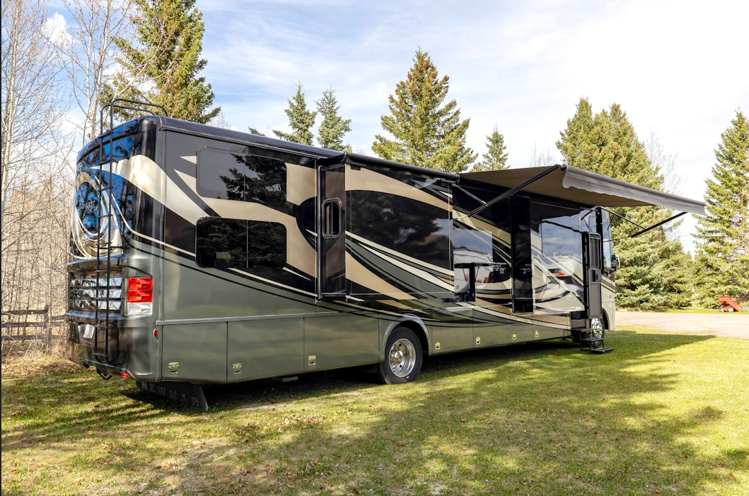 RV / Bus